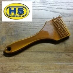 HS SPRENGER Etrille Manche Bois Pour Chien Désignation : Etrille 3 Rangs | Taille : Dents Courtes HS - Sprenger 302151