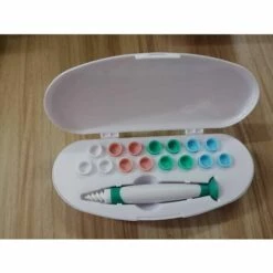 CADEAUX Nettoyeur D'oreille, Nettoyeur D'oreille Avec Ventouse, Spirale Q Twists Cérumen, Kit De Retrait De Cérumen Avec 16 Embouts De Remplacement En Silicone Lavables Pour La Famille - Vert